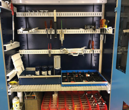 Шкаф хранения и выдачи RFIDBOXнапольныйдвухдверныйдля инструментов