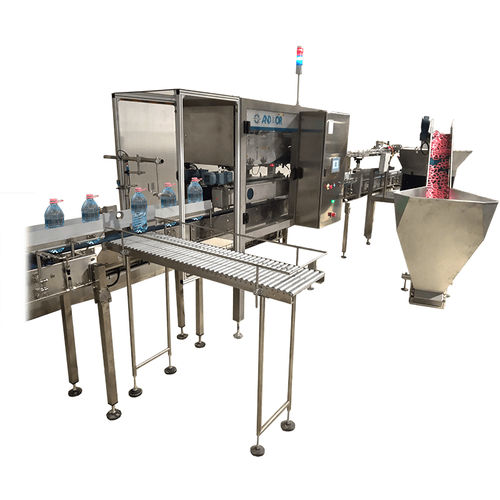 Neck handle applicator SIA8000automaticwith conveyorfor bottles