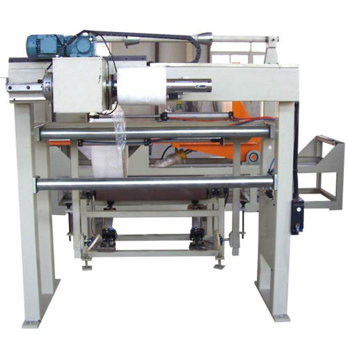 Автоматическая обмоточная машина W700 для катушек стретч-пленки