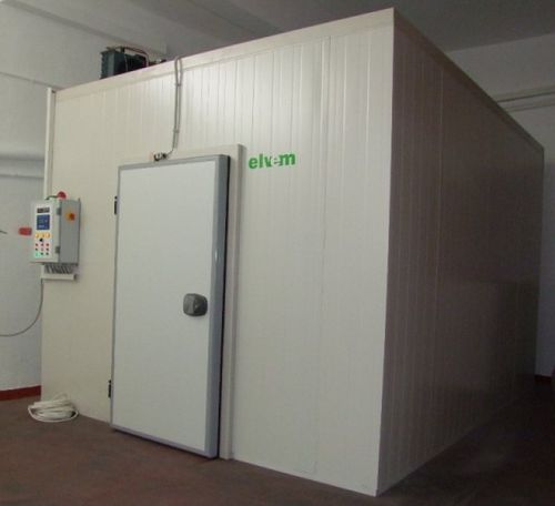 Hardened concrete test chamber for structural durabilityfloor-standingstainless steel