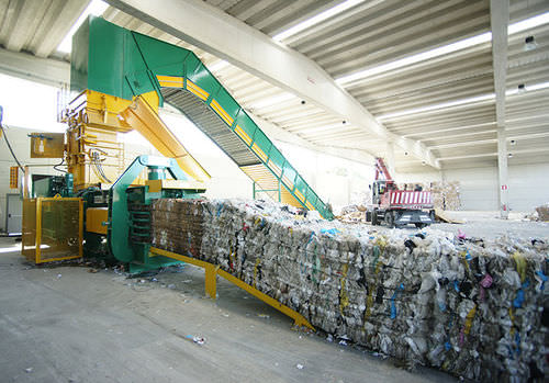 Горизонтальный пакетировочный пресс MAC 112 XLс вертикальной загрузкой для бумаги