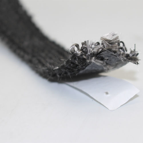 Двусторонняя клейкая лента, армированная акриловым волокном.