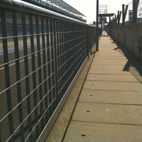 Решетка стальная PRESS-WELDEDоцинкованная стальковано-сварнойкорпус