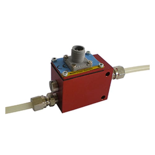 Поршневой датчик расхода жидкости с линейным аналоговым выходом