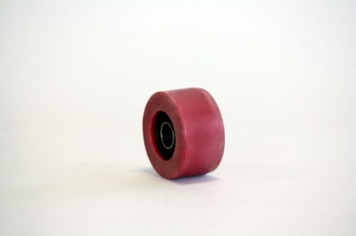 Подшипник колесный роликовый 0.5842Красныйполиамидбойняс шарикоподшипником