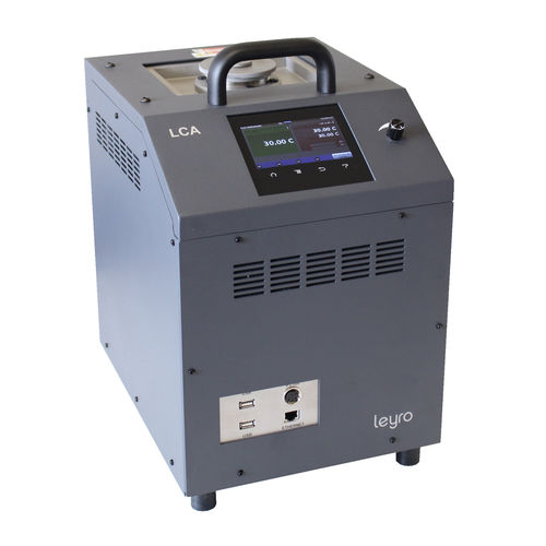 Калибратор жидкостной ванны LCA 30температурныймногофункциональныйпереносной