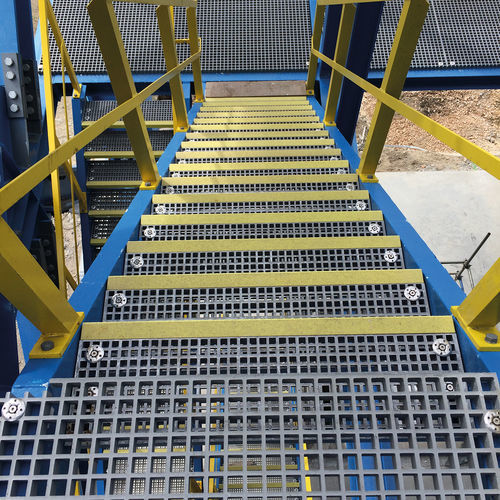 Прямая лестница GRADINIFRP