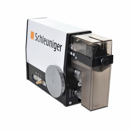 Машина для зачистки проводов UniStrip 2015лезвиепневматическая