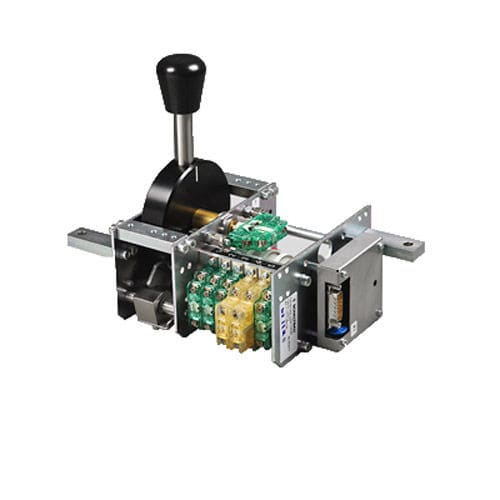 Главный выключатель серии S332...S335рычаг многополюсныйдля регулирования тяги и торможения