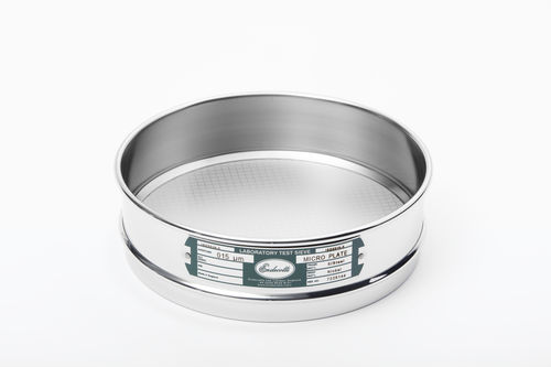 Микропланшет с аналитическим ситомдля фармацевтического применениясамоочистка