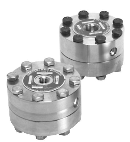 Мембранный разделитель с фланцевым соединением серии Tс резьбовым соединениемдля манометровтехнологического процесса