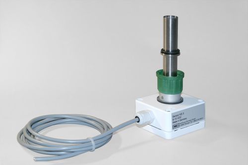 Емкостный датчик уровня KS3для жидкостей повышенной прочности