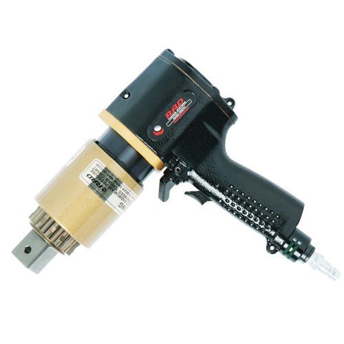 Пневматический динамометрический ключ 40DXpistolдля тяжелых условий эксплуатации.