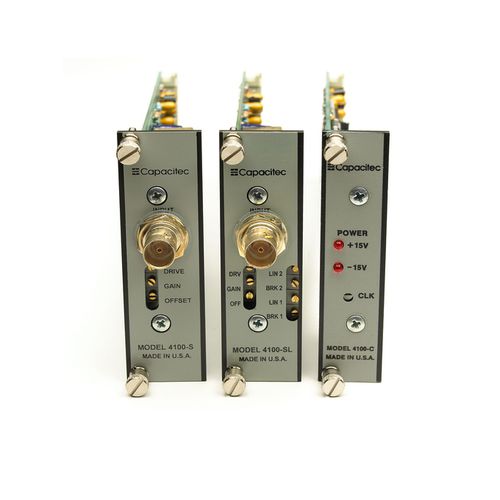 Емкостной усилитель серии 4000 измерительный модульный стоечный