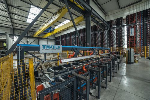 Вертикальная автоматическая система хранения MATT97для пруткадля длинномерного прокатавысокая плотность