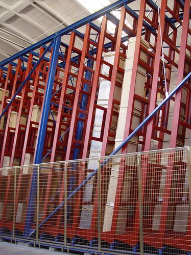 Горизонтальный автоматический склад TNTдля листового металладля длинномерного прокатавысокая плотность