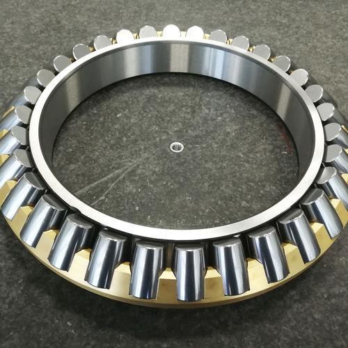 Подшипник роликовый конический осевой однорядный из углеродистой стали