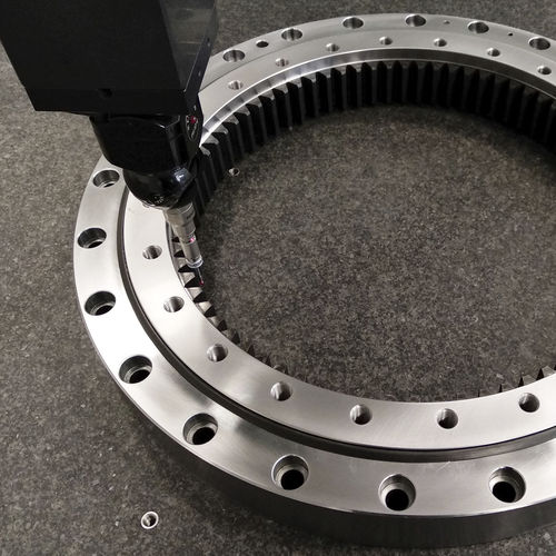 Поворотно-поворотное кольцо с внутренними зубьями шарико-роликовыеоднорядные