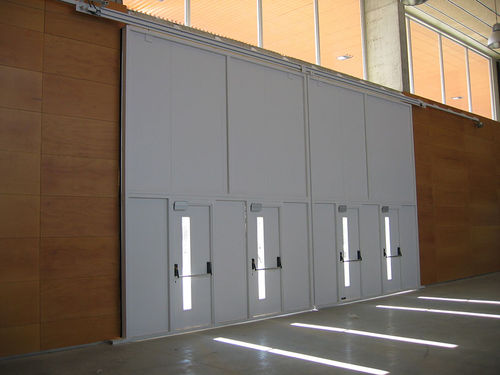 Раздвижная дверь пешеходнаяметаллическаямеханизированная