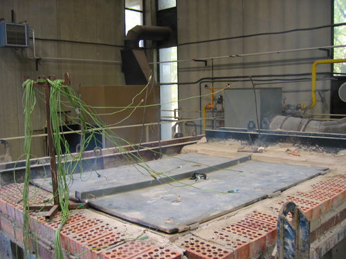 Дверь многостворчатая распашнаяметаллическаяпромышленная