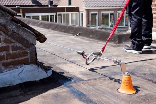 Горизонтальный страховочный трос TWISTFIX EVO