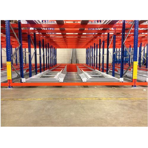 Выдвижные стеллажи для длинномерных предметов из стали