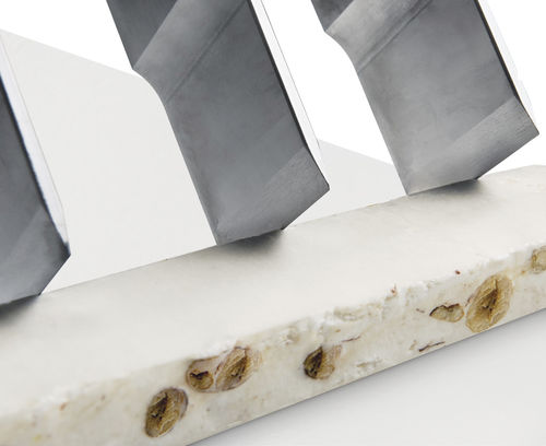 Машина для резки нуги