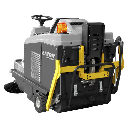 Подметальная машина с сиденьем SWL R 1000 ET BIN-UP электрическая