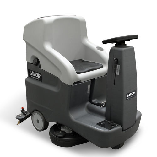 Поломоечная машина с сиденьем COMFORT XXS UPс аккумулятором