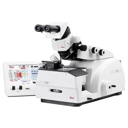 Криомикротом ЭМ UC7