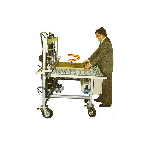 Машина для забивания поддонов C03