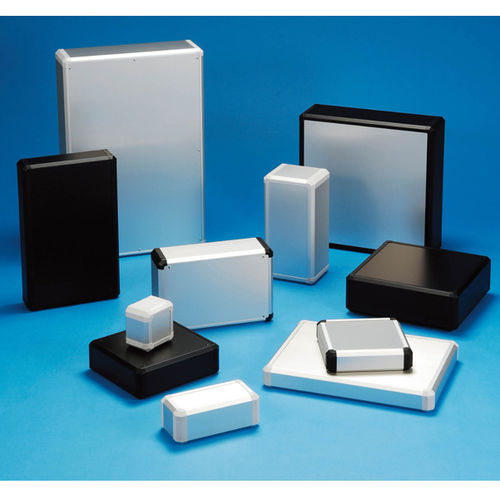 Шкаф управления серии FCпанельныймодульныйиз экструдированного алюминия