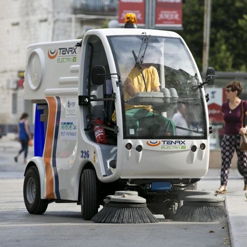 Electric sweeper ELECTRA 1.0streetcompact