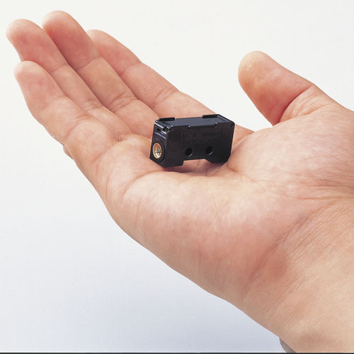 Термальный датчик массового расхода MCS100massairin-line