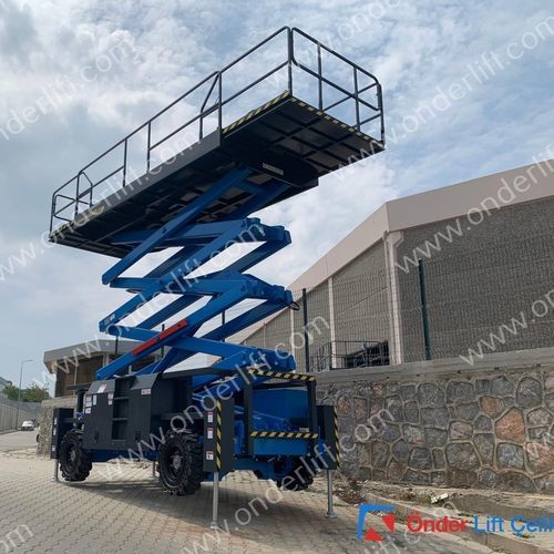 Мобильный ножничный подъемник серии МДП-РТдизельный повышенной проходимости