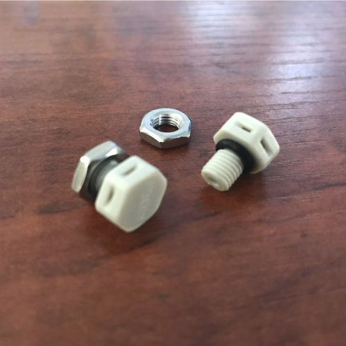 Заглушка защитная М12*1,5-10шестиграннаяпластиковаявентиляция