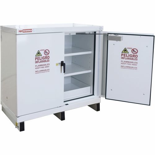 Шкаф противопожарный 7039BATAскладскойнапольныйдвустворчатый