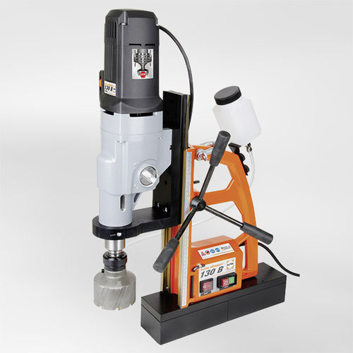 Дрель с магнитным основанием RB 130 B электрическая с регулируемой скоростью