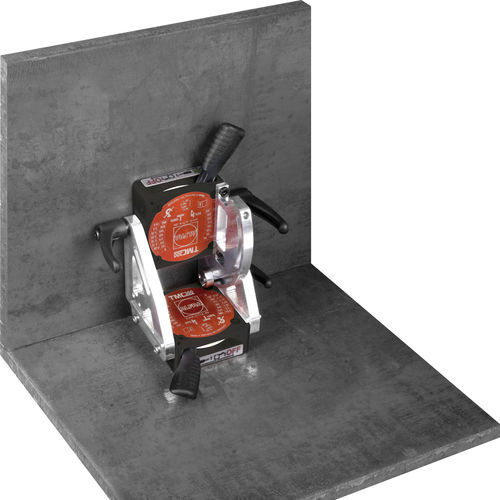 Сварочный угольник ТМА 600магнитный