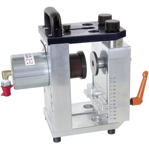 Полуавтоматический перфоратор BS 160гидравлический дырокол