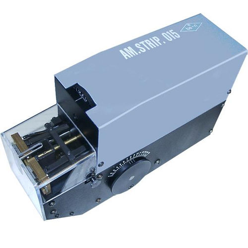 Пневматическая машина для зачистки электрических кабелей AM.STRIP.015