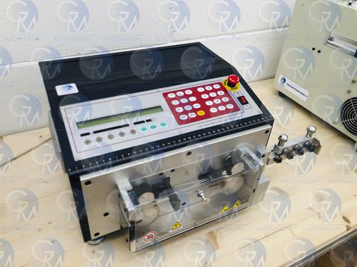 Автоматический станок для резки и зачистки электрических кабелей GM89с сенсорным экраном