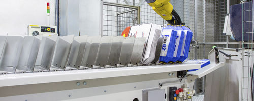 Обращение с роботом, упаковка, паллетирование, наполнение мешков