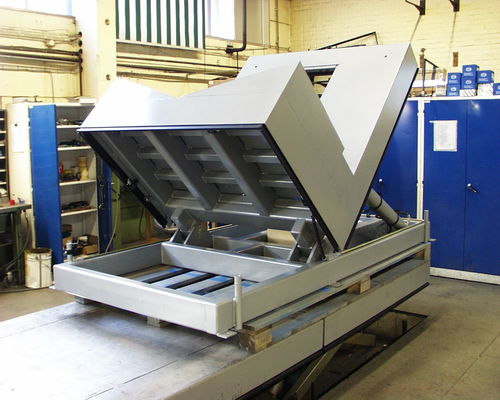 Electro-hydraulic tipping station CKWpalletreelin-line