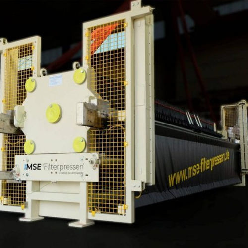 Пластинчатый фильтр-пресс AFP 400 - 2000 с боковой балкойдля очистки сточных воддля осадка