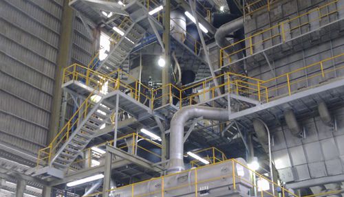 Dry granulator fluidized bed