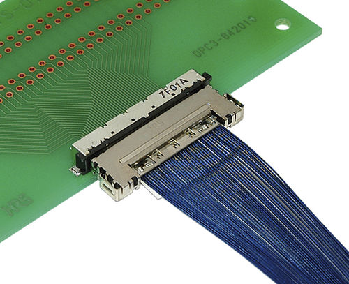 Коаксиальный разъем серии FX15 «провод-плата»SMTDIN