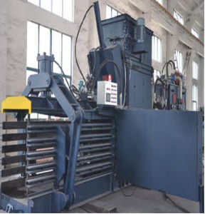 Горизонтальный пакетировочный пресс с верхней загрузкойдля бумагидля пластмасс