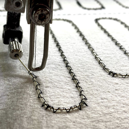 Custom heating cable constant-wattageself-regulating