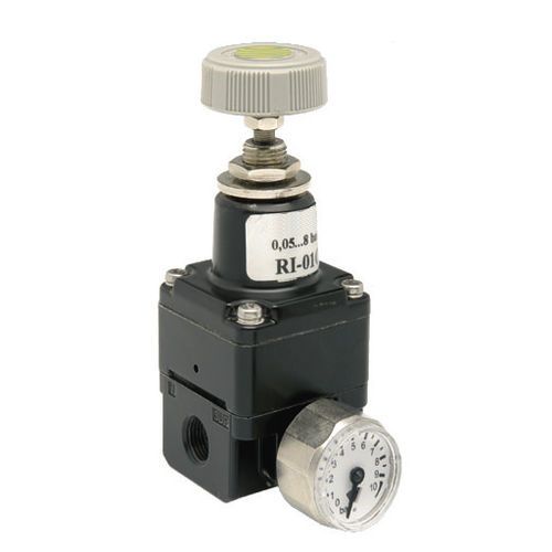 Регулятор давления сжатого воздуха RIдля инертных газовмембранныйодноступенчатый